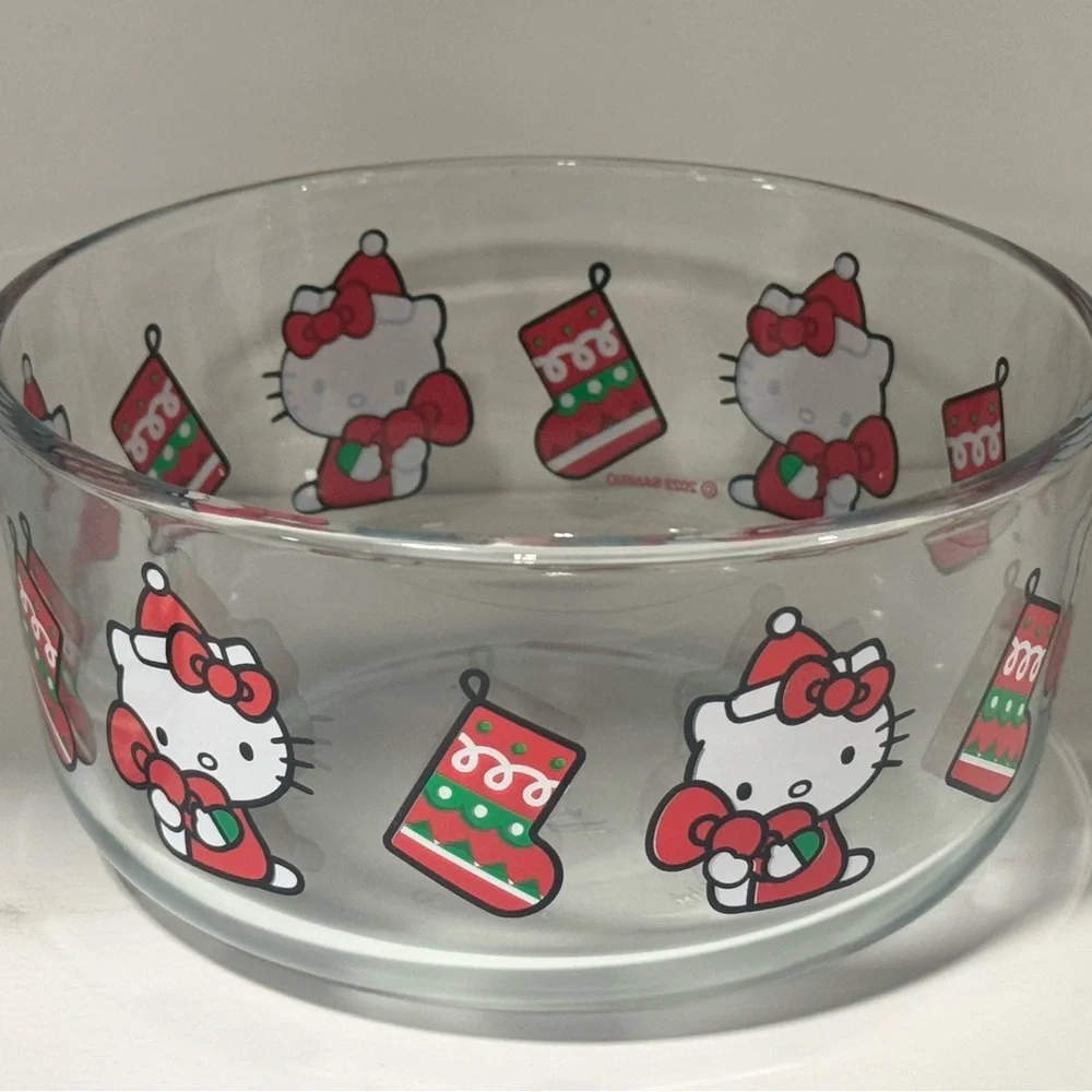 HTF Pyrex Hello Kitty Christmas Holiday  2 pc Glass Storage Containers NOS